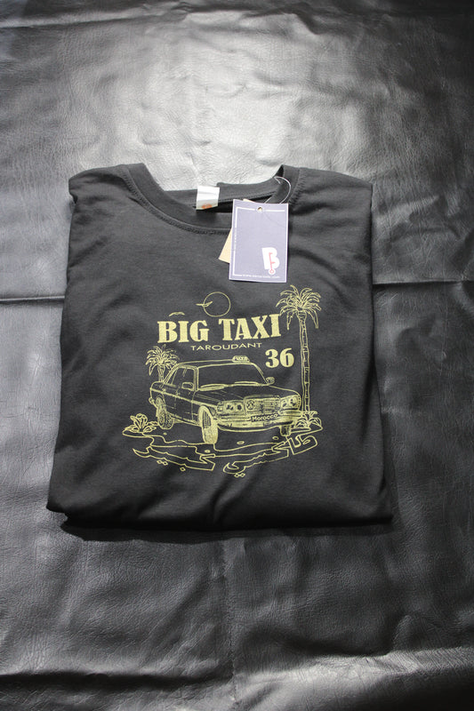 A T-shirt featuring an image of a big taxi specific to the city of Taroudant.